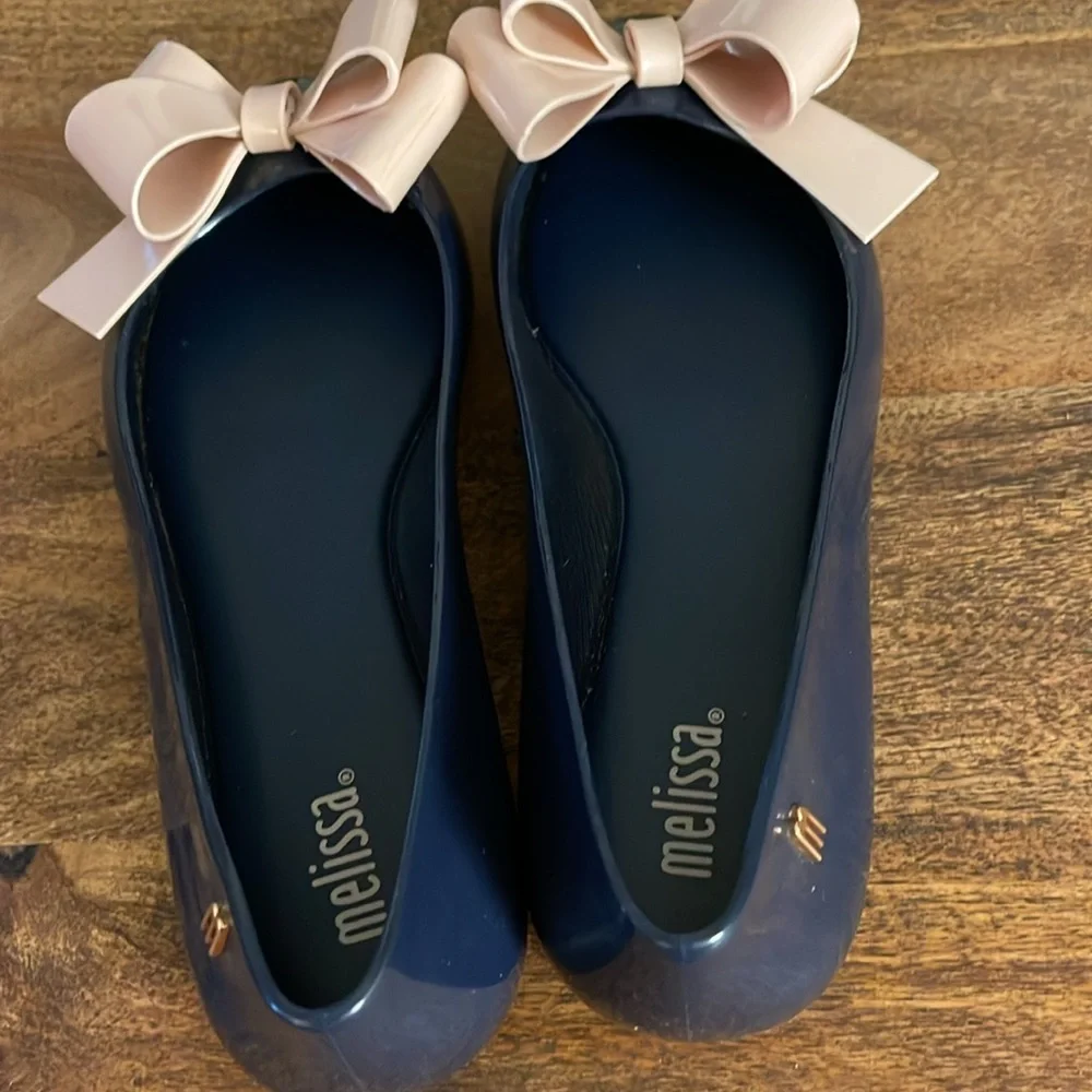 Melissa Space Love Ribbon Bow Ballet Flats - Navy/Nude, Size 7 - Picture 2 of 6